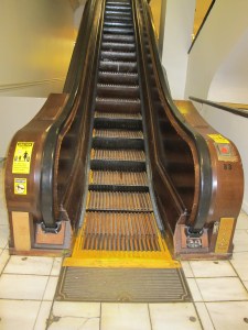 Modern escalator, 111 years ago!